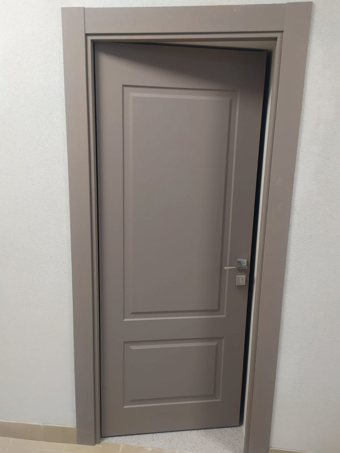 Фабрика дверей «Аэлита»: Современные решения для вашего пространства